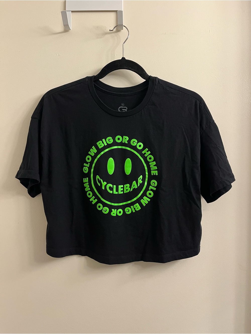 CycleBar Black Neon Glow Ride Crop Tee Medium